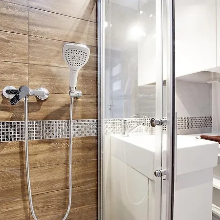 Holidays Apartment Rzeznicka Apartman Gdańsk